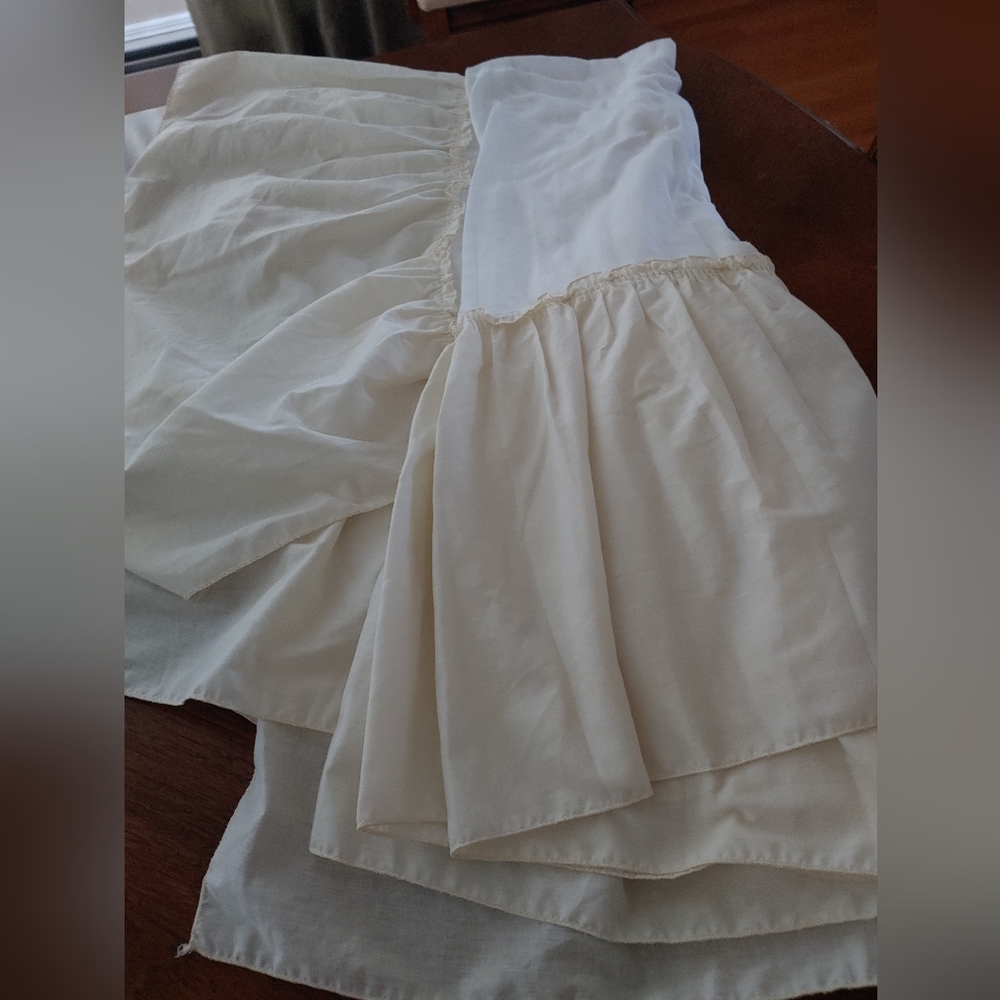 Twin Bed Dust Ruffle